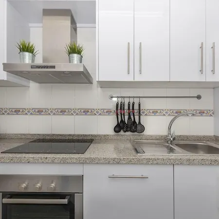 Myramar Premium Center